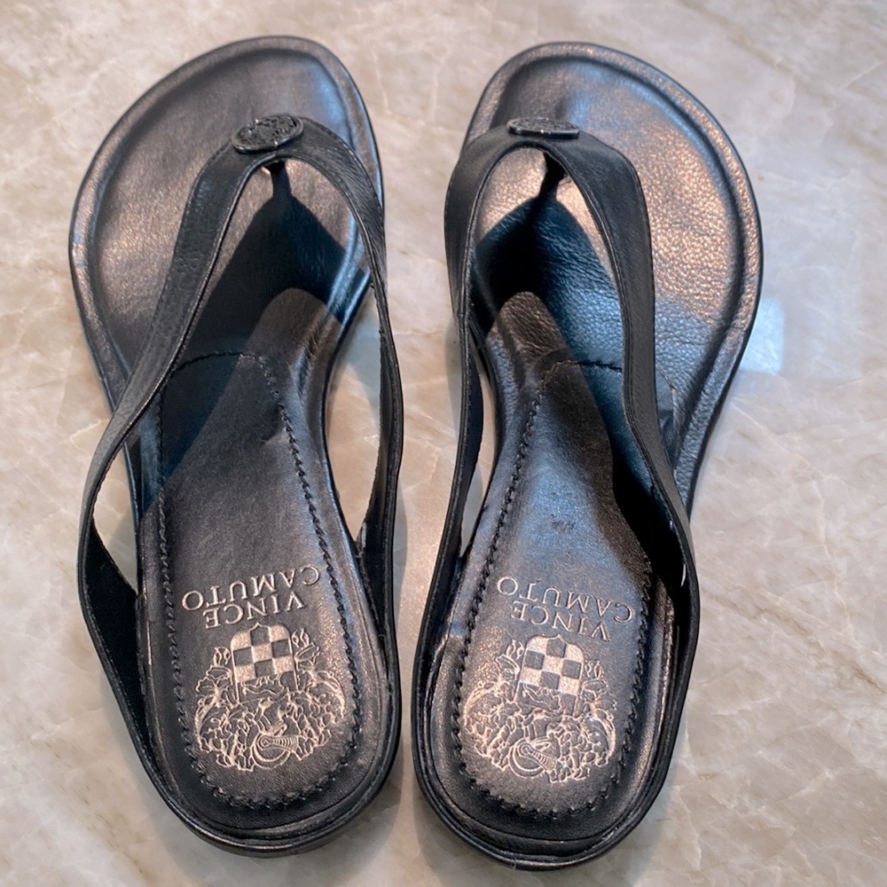 Vince Camuto black sandals